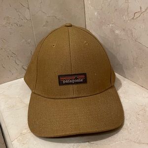 patagonia hat!